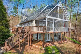 997 Rue Fleur De Lis, Lavonia, GA 30553 - Photo 1