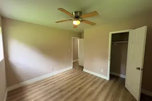 285 Queen Helen Ln, Jonesboro, GA 30236 - Photo 18