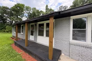 285 Queen Helen Ln, Jonesboro, GA 30236 - Photo 2