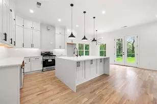 2869 4th SW Street SW, Atlanta, GA 30315 - Photo 8