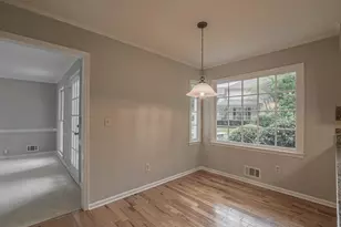 2451 Meadowglen Trail, Snellville, GA 30078 - Photo 10