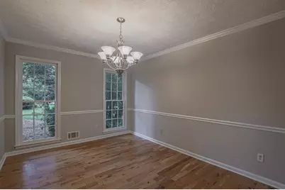 2451 Meadowglen Trail, Snellville, GA 30078 - Photo 6