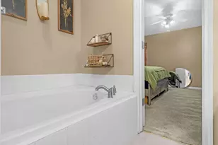 165 Brasch Park Dr, Grantville, GA 30220 - Photo 30