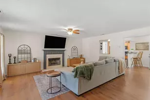 165 Brasch Park Dr, Grantville, GA 30220 - Photo 6