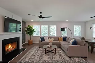4450 Richmond Ct, Stone Mountain, GA 30083 - Photo 2