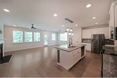 4450 Richmond Court, Stone Mountain, GA 30083 - Photo 10