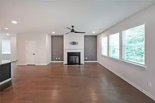 4450 Richmond Ct, Stone Mountain, GA 30083 - Photo 14