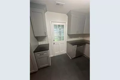 349 Laquita Drive SE, Atlanta, GA 30315 - Photo 6