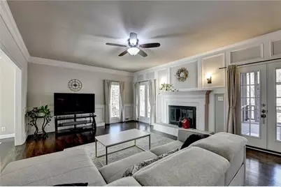 350 S Satinwood Place, Roswell, GA 30076 - Photo 4