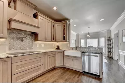 350 S Satinwood Place, Roswell, GA 30076 - Photo 6