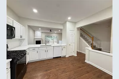 9155 Nesbit Ferry Road #129, Alpharetta, GA 30022 - Photo 4