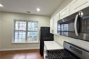 9155 Nesbit Ferry Rd, Alpharetta, GA 30022 - Photo 8