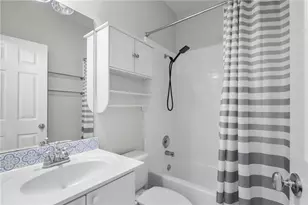 3675 Peachtree Rd NE, Atlanta, GA 30319 - Photo 20