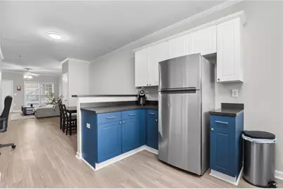 3675 Peachtree Road NE #45, Atlanta, GA 30319 - Photo 16