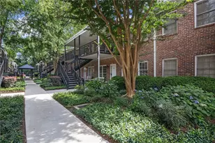 3675 Peachtree Rd NE, Atlanta, GA 30319 - Photo 32