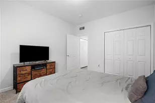 3675 Peachtree Rd NE, Atlanta, GA 30319 - Photo 24