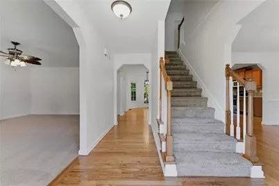125 W Chestnut Way, Dallas, GA 30132 - Photo 2