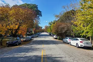 1042 NE Saint Charles Ave NE, Atlanta, GA 30306 - Photo 36
