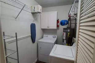 1042 NE Saint Charles Ave NE, Atlanta, GA 30306 - Photo 20