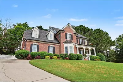 130 Oakhurst Terrace NE, Calhoun, GA 30701 - Photo 2