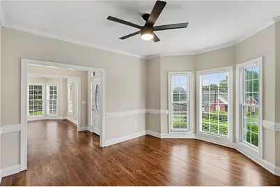 130 Oakhurst Terrace NE, Calhoun, GA 30701 - Photo 6