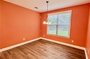 1514 Chelsea Falls Ln, Suwanee, GA 30024 - Photo 12