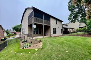 1514 Chelsea Falls Ln, Suwanee, GA 30024 - Photo 32