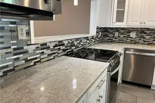 2380 Newport Landing, Alpharetta, GA 30009 - Photo 14