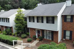 2380 Newport Landing, Alpharetta, GA 30009 - Photo 2