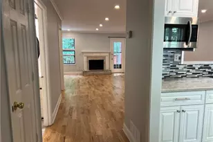 2380 Newport Landing, Alpharetta, GA 30009 - Photo 12