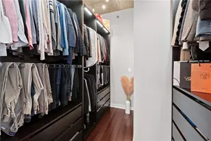 3324 Peachtree Rd NE, Atlanta, GA 30326 - Photo 22