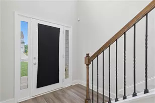 61 N Village Cir, Rydal, GA 30171 - Photo 6