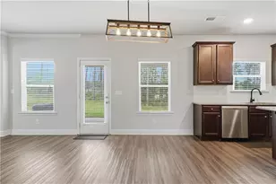 61 N Village Cir, Rydal, GA 30171 - Photo 16