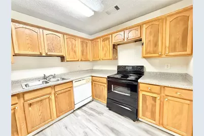 1425 Maple Valley Court, Union City, GA 30291 - Photo 12