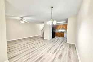 1425 Maple Valley Ct, Union City, GA 30291 - Photo 4