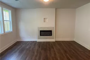 1648 Crestcreek Ct, Marietta, GA 30008 - Photo 2