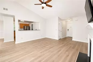 2523 Haynes Meadow Ct, Grayson, GA 30017 - Photo 4