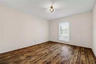 6851 Roswell Rd NE, Atlanta, GA 30328 - Photo 14