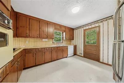 549 Rivercrest Drive, Woodstock, GA 30188 - Photo 10
