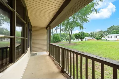 549 Rivercrest Drive, Woodstock, GA 30188 - Photo 2