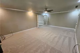 7635 Blandford Pl, Atlanta, GA 30350 - Photo 18