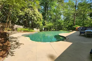 7635 Blandford Pl, Atlanta, GA 30350 - Photo 10