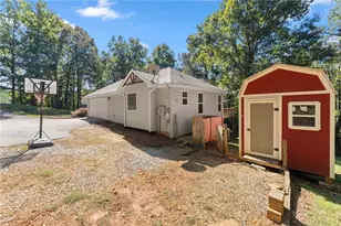 227 Clarkesville Heights Dr, Clarkesville, GA 30523 - Photo 46