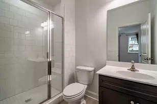 6562 Beacon Dr, Atlanta, GA 30328 - Photo 16