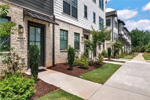 6562 Beacon Dr, Atlanta, GA 30328 - Photo 2