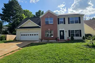 1155 Chris Lake Dr, Lawrenceville, GA 30046 - Photo 2