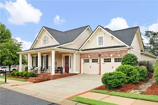 267 Somerset Cir, Woodstock, GA 30189 - Photo 2