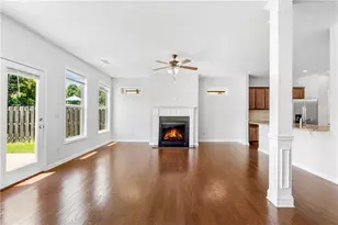 4950 Breezewood Cir, Alpharetta, GA 30004 - Photo 4