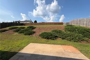 624 River Mist Cir, Jefferson, GA 30549 - Photo 26