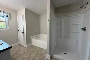 624 River Mist Cir, Jefferson, GA 30549 - Photo 18